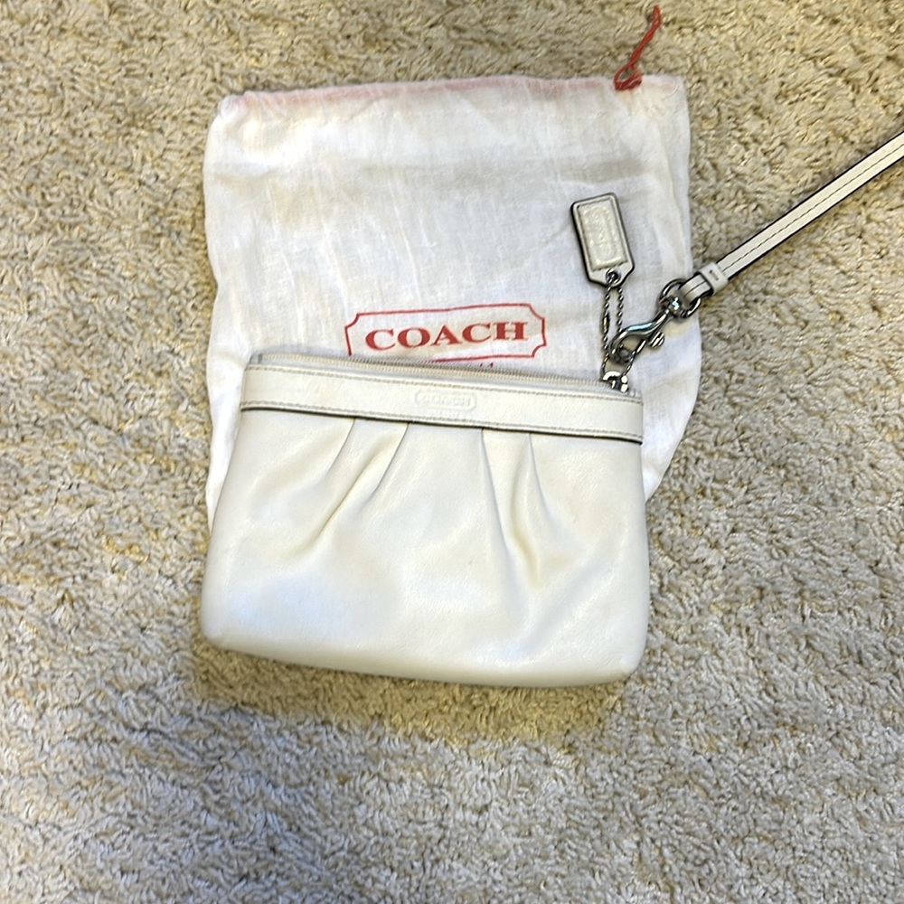 Small Coach wristlet